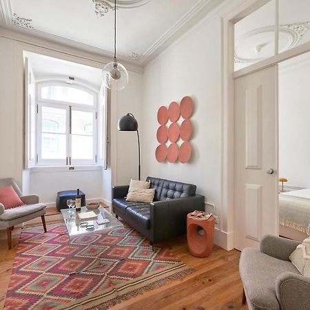 Sunny Pink Street Historical Apt, By Timecooler Lisboa 外观 照片
