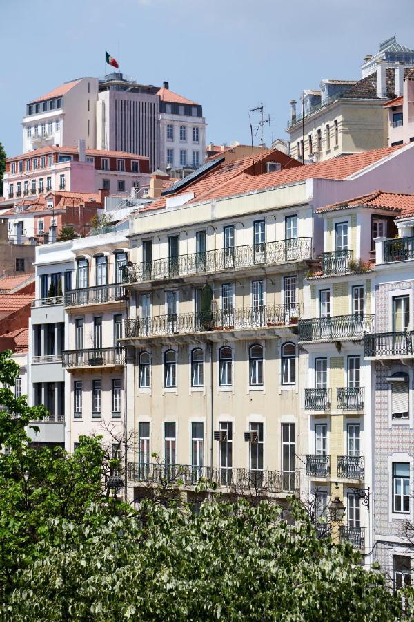 Sunny Pink Street Historical Apt, By Timecooler Lisboa 外观 照片