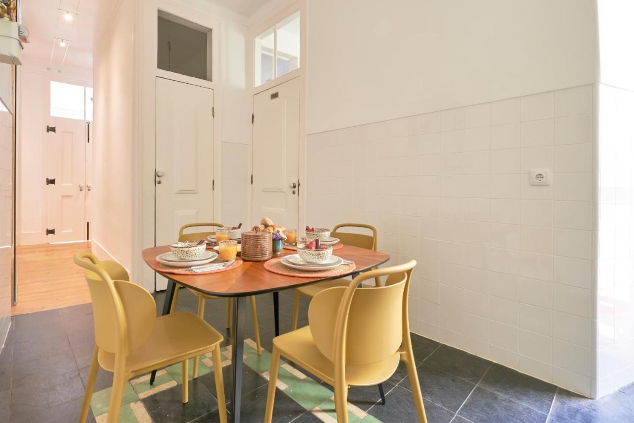 Sunny Pink Street Historical Apt, By Timecooler Lisboa 外观 照片