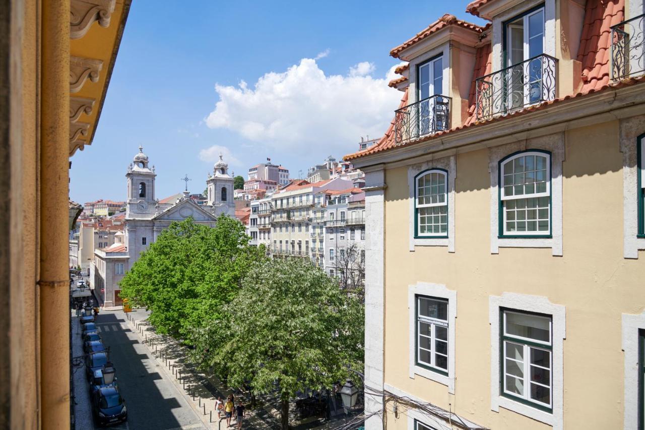 Sunny Pink Street Historical Apt, By Timecooler Lisboa 外观 照片